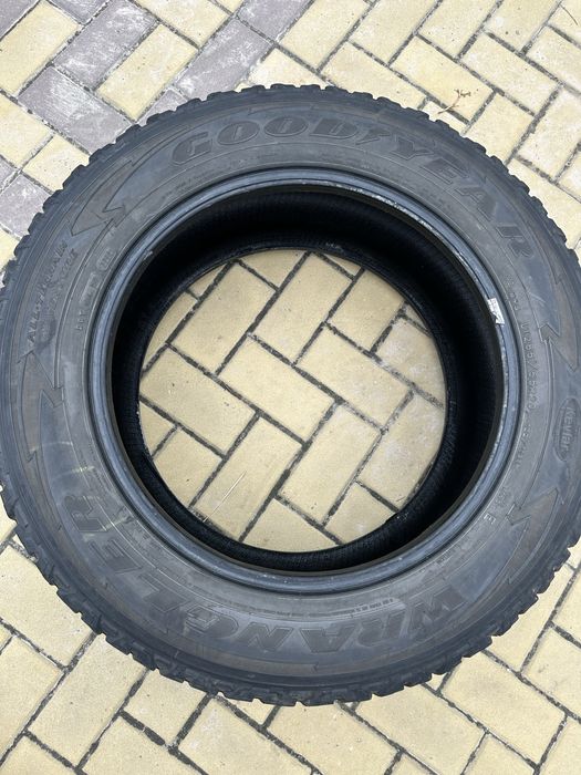 285/55r20 покришки резина комплект