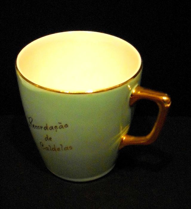 Caneca antiga de Estatuária - estado de novo
