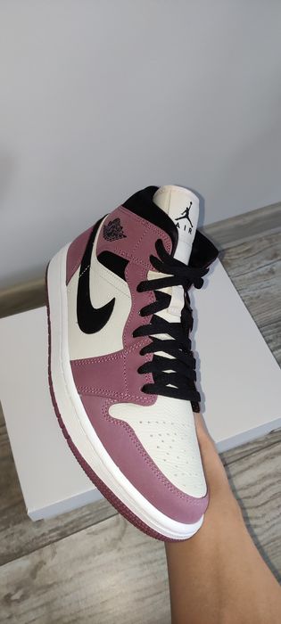 Nike Air Jordan 1 MID SE MULBERRY Koziegłowy • OLX.pl