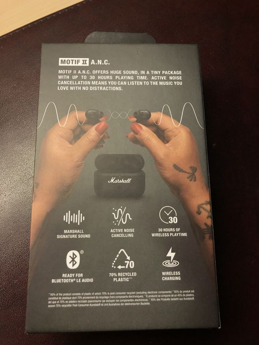 Earbuds novos Marshall Motif II ANC earbuds (NOVO)