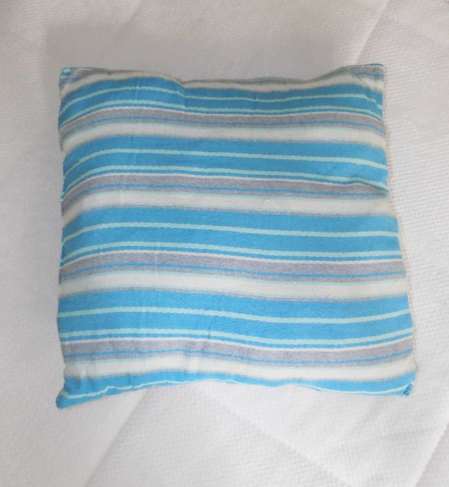 Almofada decorativa azul Kasa