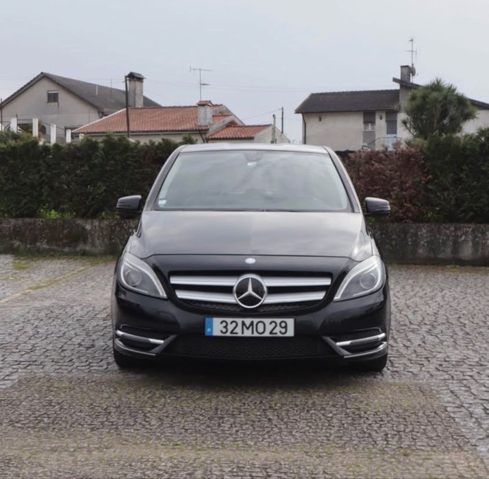 Mercedes-Benz B180d