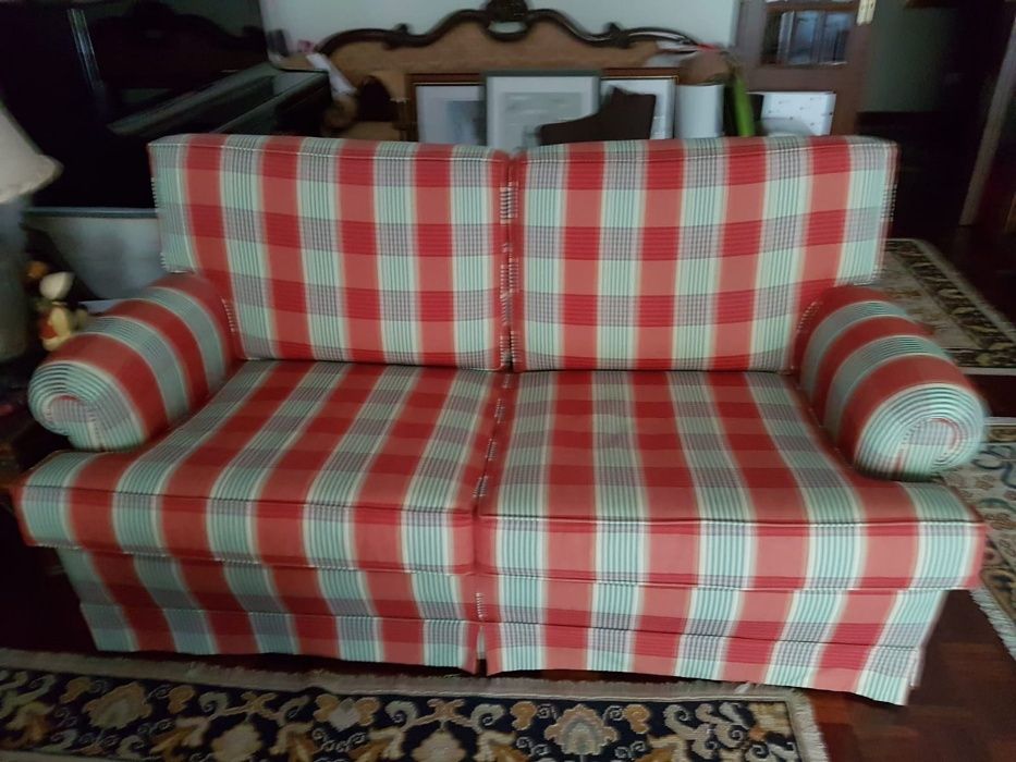 Vendo sofá de 3 lugares
