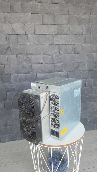 Antminer T19 84TH