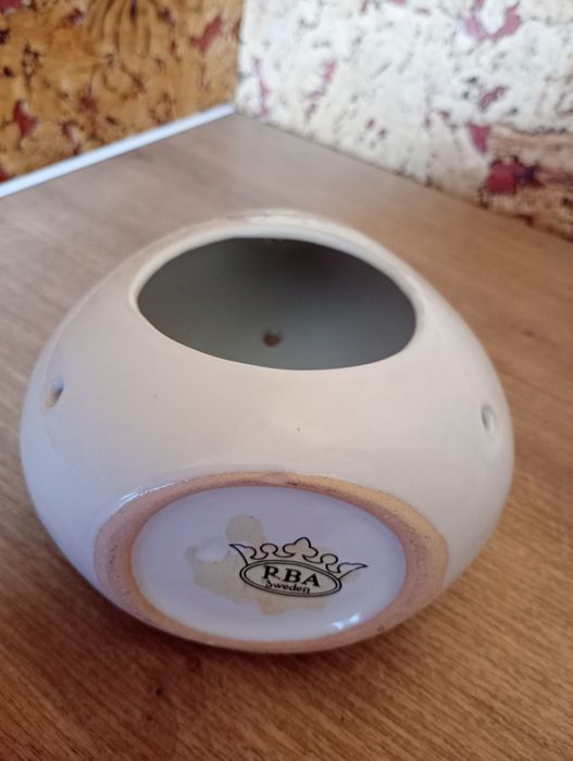 Świecznik z wizerunkiem - sygnowany.