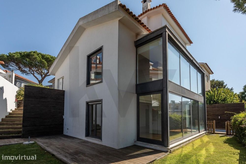 Onde a Tradição Abraça a Vanguarda: Moradia de Luxo no Restelo