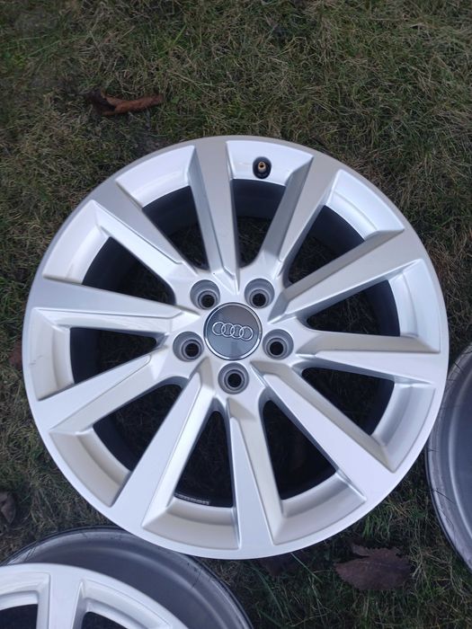 A1015. AUDI 6,5 x 16 ET 40 rozstaw 5x100