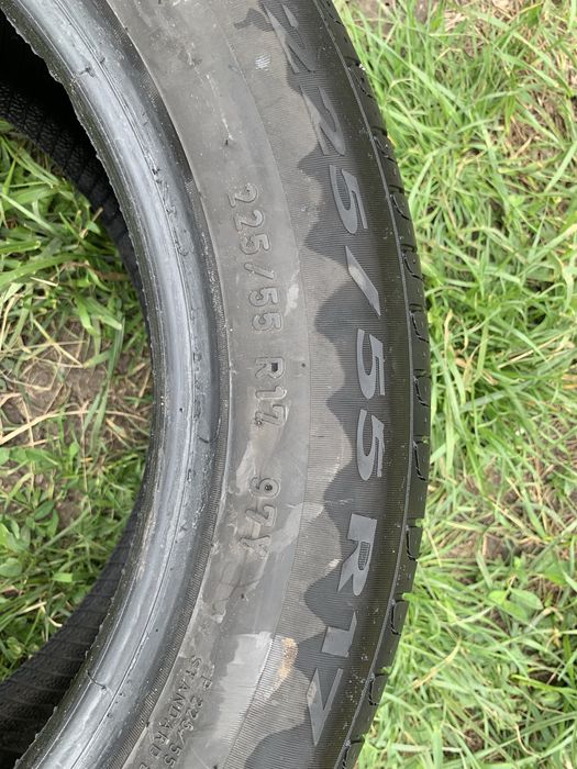 Продам літні шини Pirelli 225/55/17