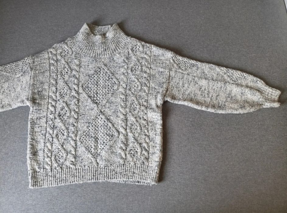 Szary sweter warkocz ONLY