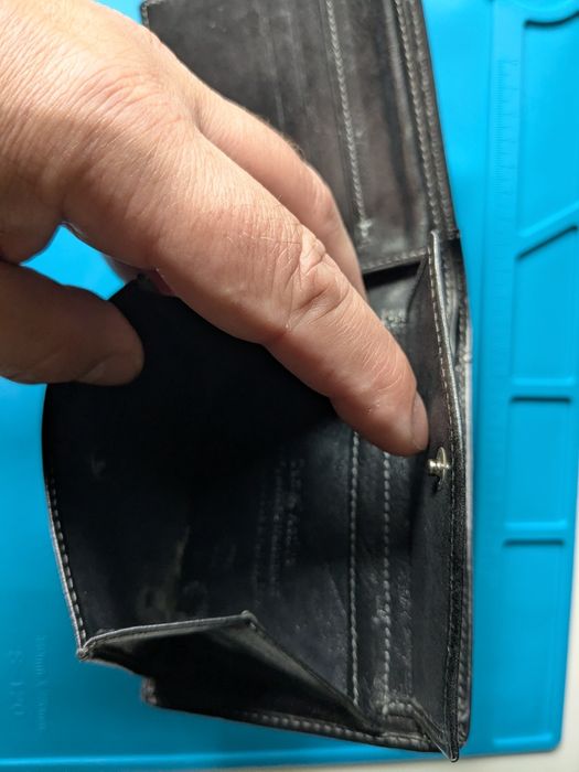 Carteira em pele camel active em bom estado como nova