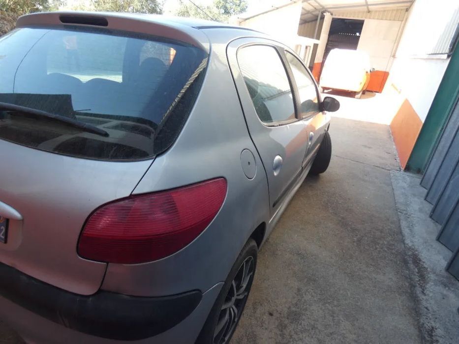 Peugeot 206 2002 para peças