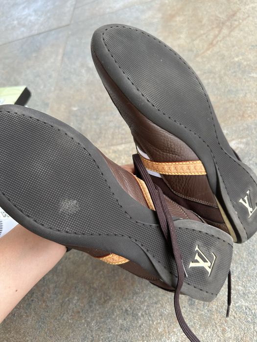 Louis Vuitton кросівки оригінал 40