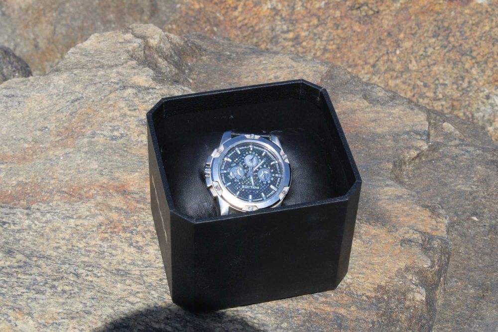 Relógio POLICE VJ9X