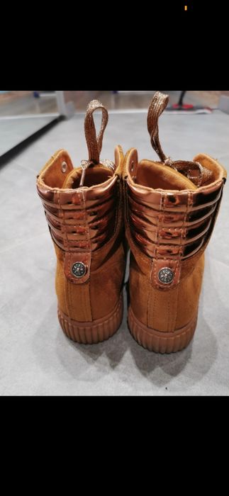 Sneakersy rude rozmiar 37