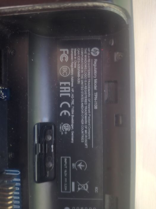 Ноутбук HP  2000