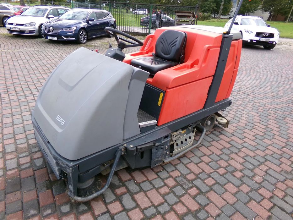 Hako  szczotkarko zamiatarka polewaczka hako scrubmaster b310r cl