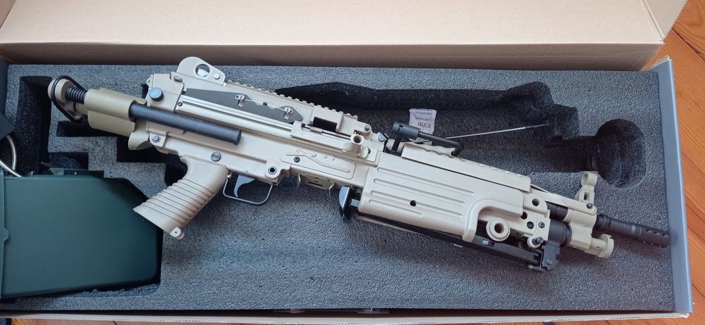 M249 airsoft novo ( supressora )