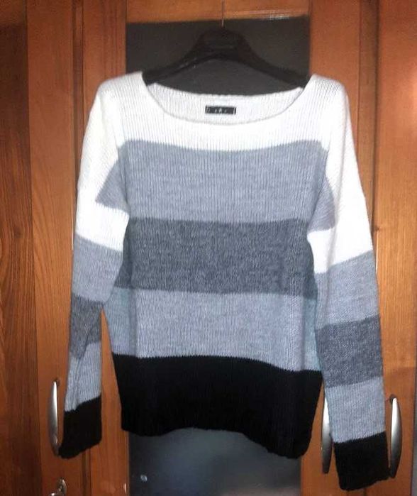 Camisola às riscas