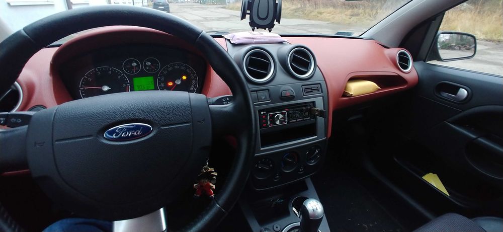 Ford Fiesta Mk6 2006r. 1,6 Benzyna 100KM