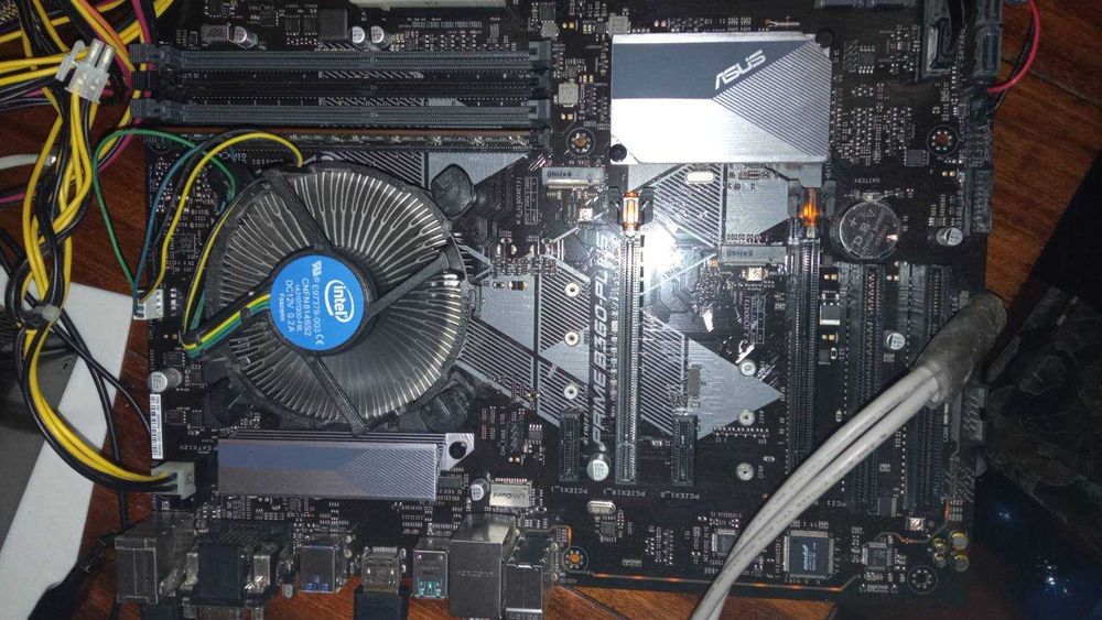 Материнская плата B360- I3 8100 /16GB-DDR4/3200Mhz, s1151 V2