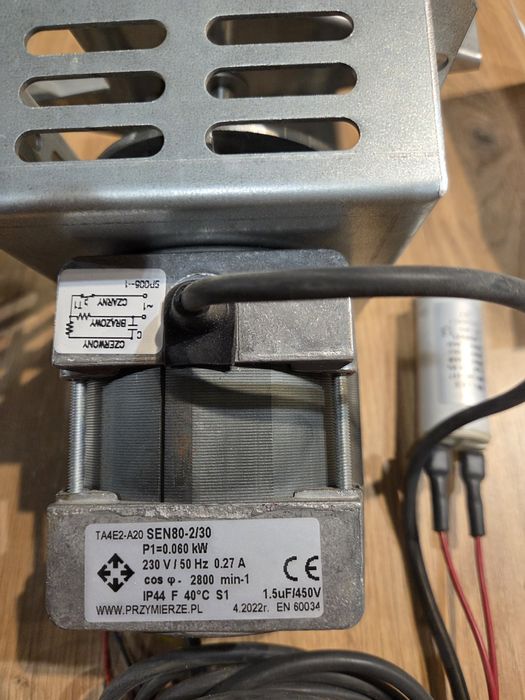 WENTYLATOR Wyciągowy Odciąg Spalin Dymu SEN80 60W