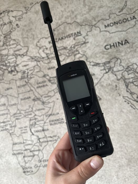 Telefon satelitarny iridium 9555