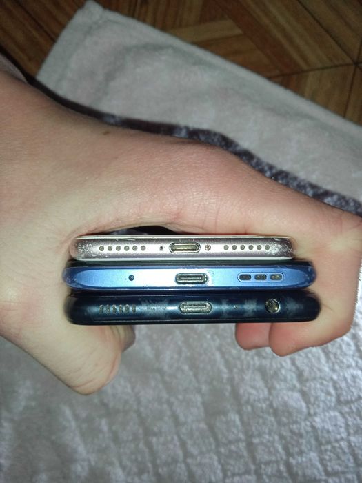 Обміняю три телефона