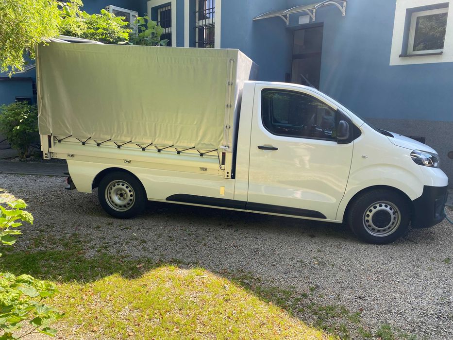 Plandeka  Toyota proace platforma life 2022