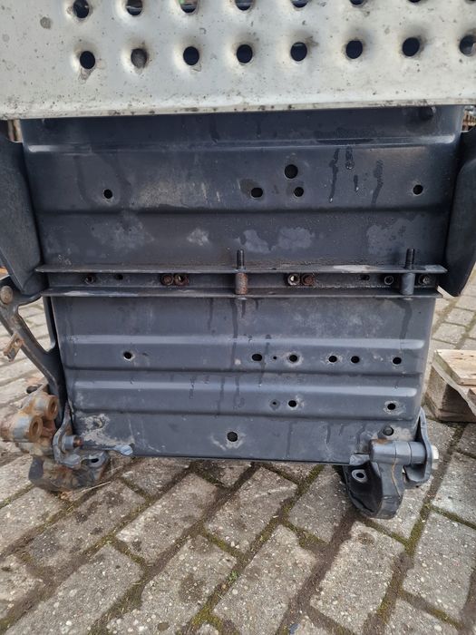 skrzynka na akumulatory podstawa akumulatora scania r s ntg ngs