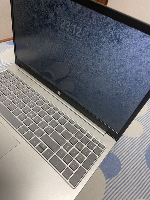PC Hp laptop 15-fd0019np