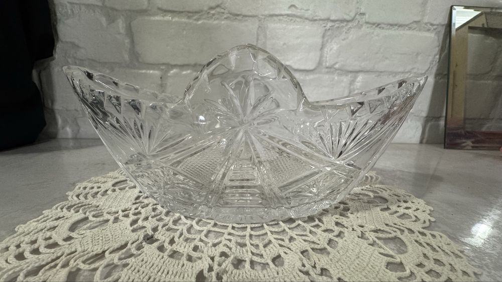 Кришталева ваза човник, цукерниця часів срср.