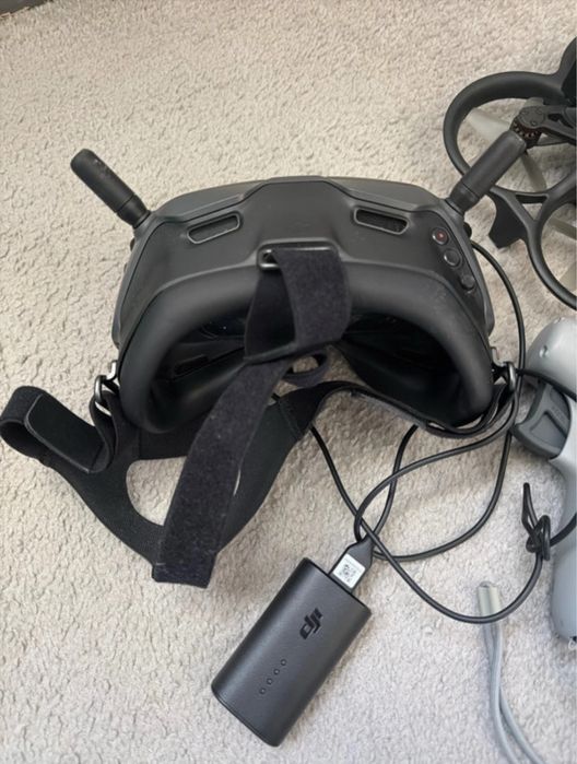 DJI AVATA + DJI Goggles V2 + motion controller