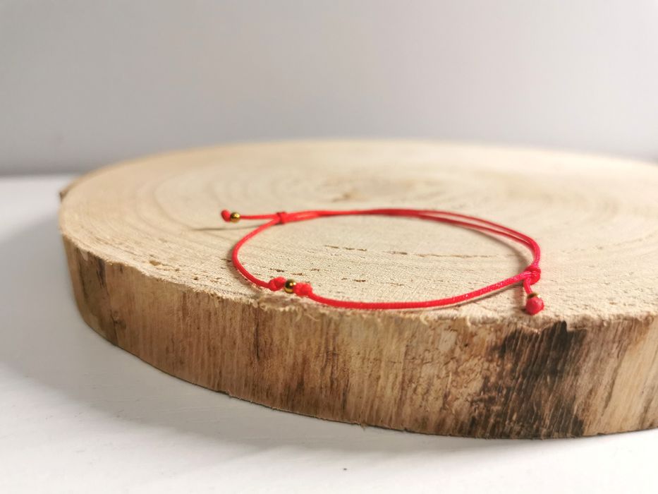 Bransoletka szczęścia na szczęście czerwona talizman hematyt amulet