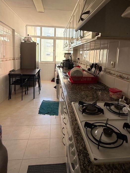 Quarto casal em Cacem para alugar