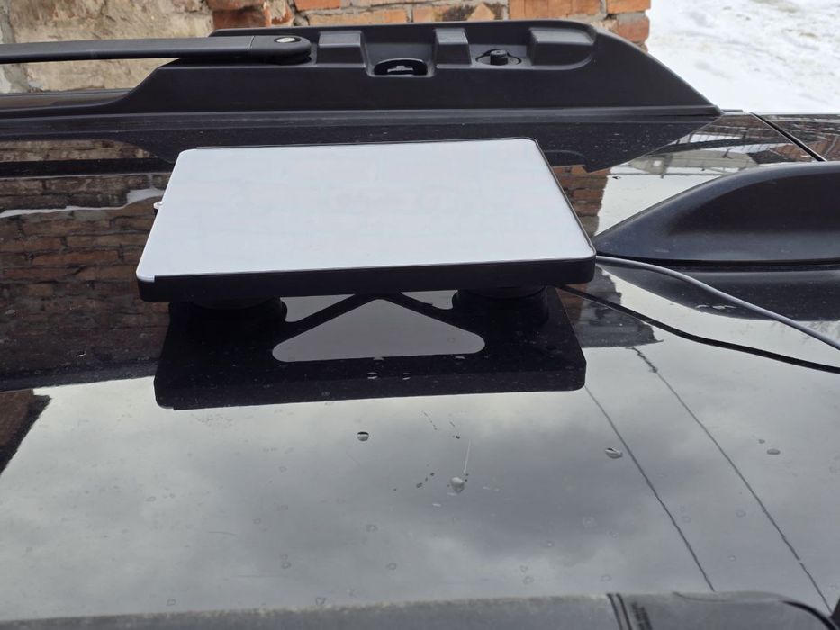 Захисний корпус Starlink Mini кріплення на авто