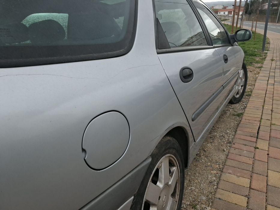 Renault laguna 1.9