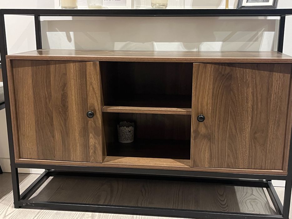 Conjunto de aparador com banqueta