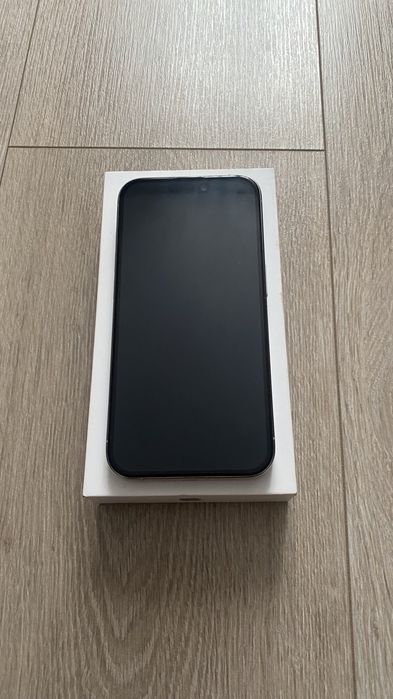 Продам iPhone 15 Pro  256GB