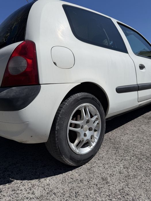 Renault clio comercial 1.5 diesel