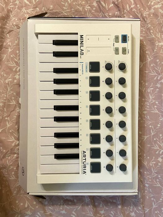 Midi-клавіатура Arturia MiniLab MKII