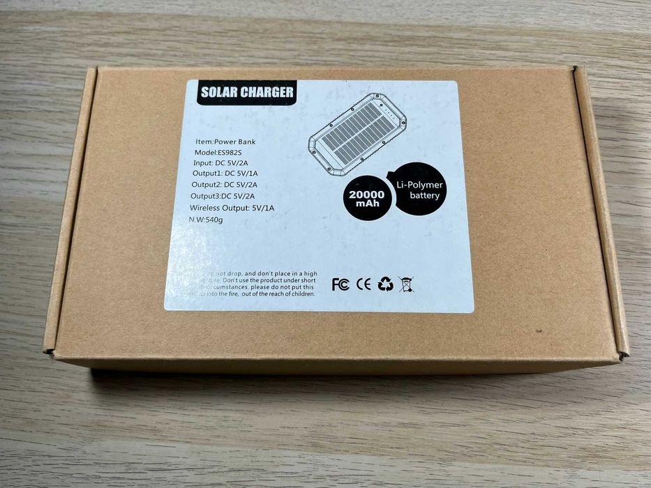 Powerbank 20000mAh c/ painel solar, carregamento sem fios e lanterna
