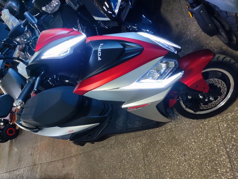 FORTE LEON електроскутер 2500 ват.