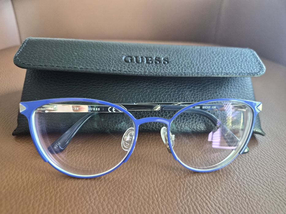 Oprawki GUESS niebieskie rozm 51