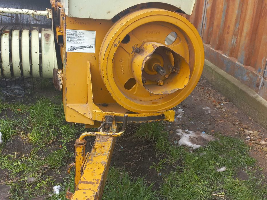 Прес-підбирач Reviere-Casalis KR-40TS