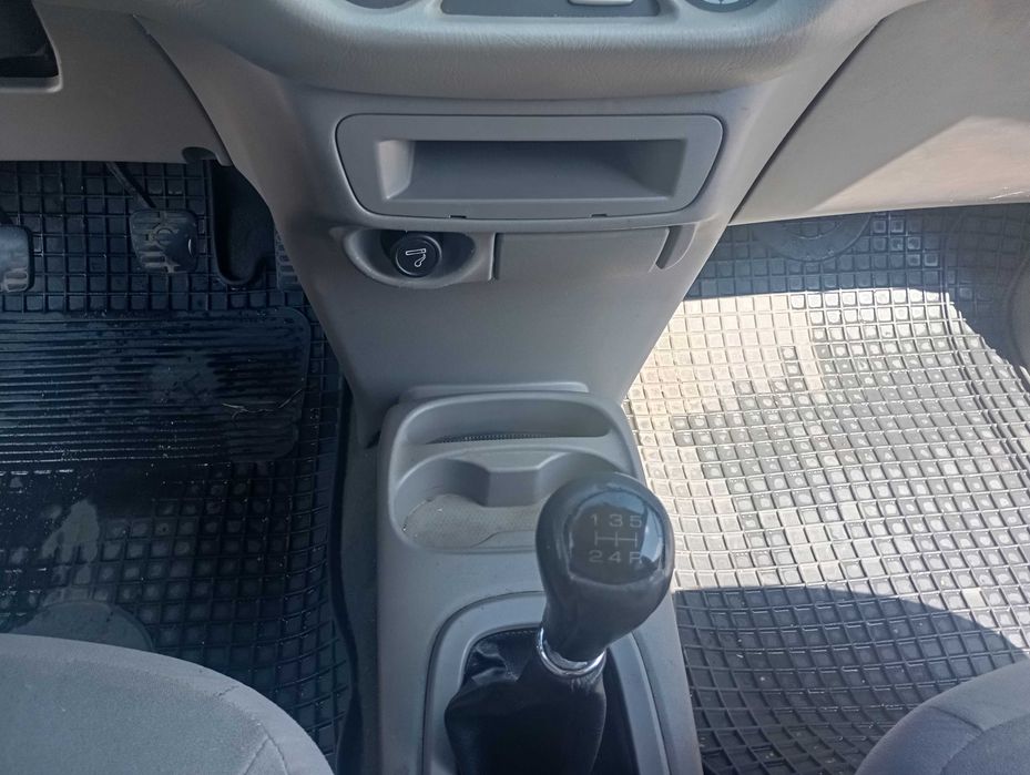 Продам Ніссан Альмера Тіно