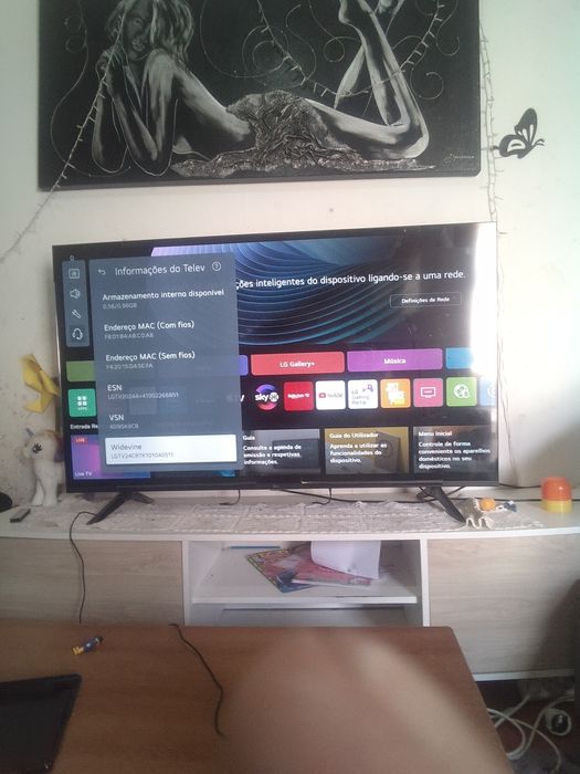 TV 4k em excelente estado
