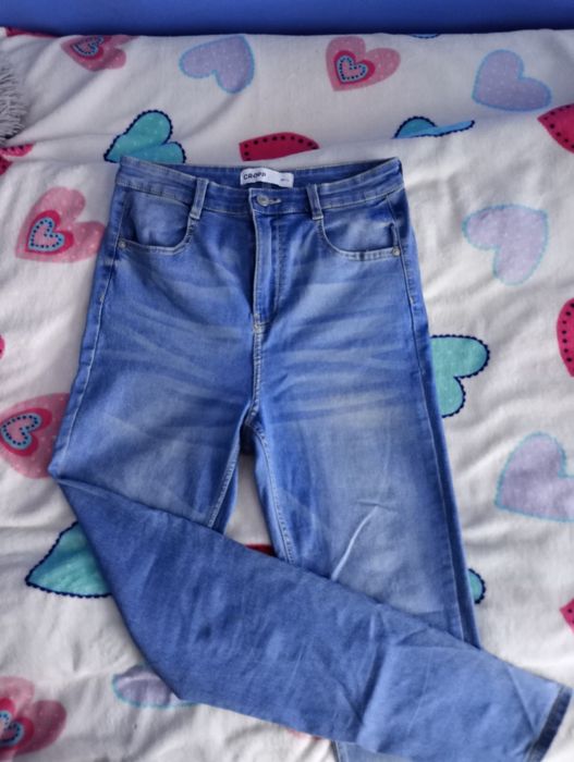 Spodnie jeansowe damskie