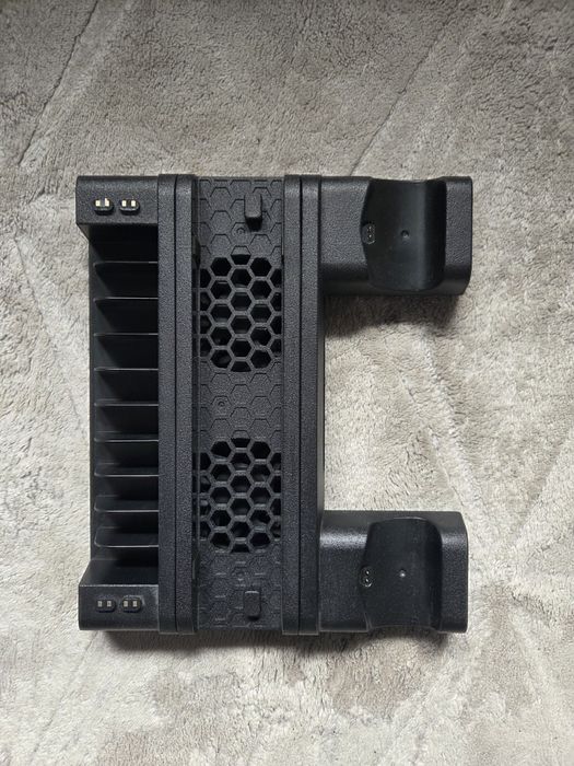 Podstawka Ps4 Pro Slim Stacja Ładująca
