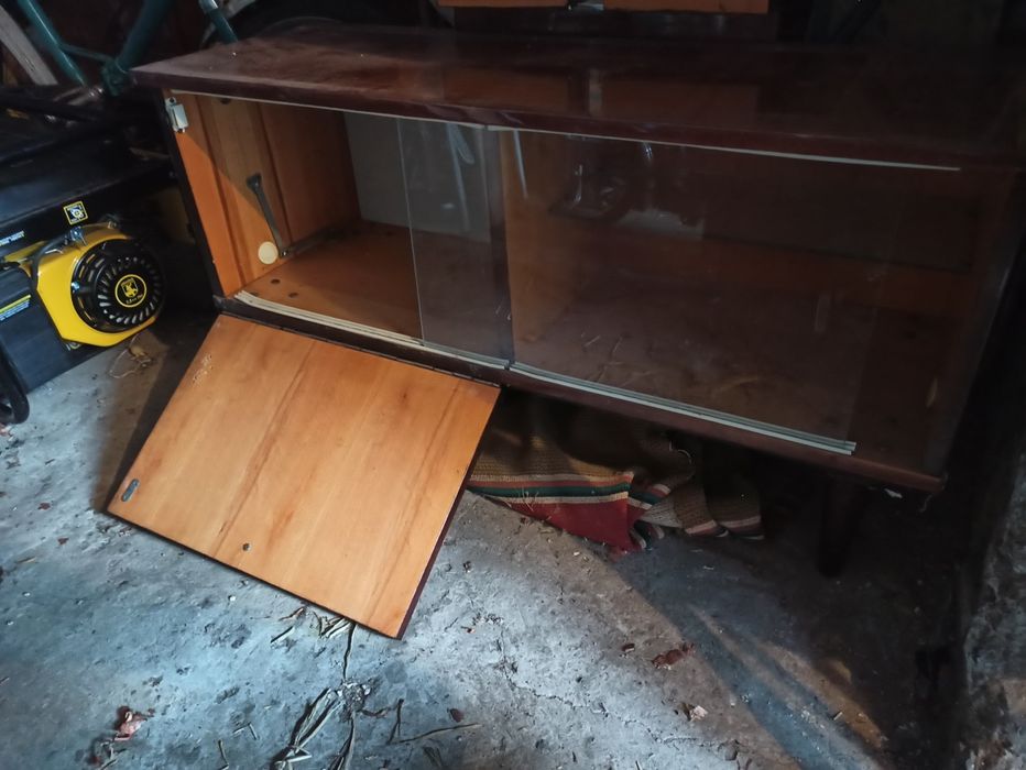 Трюмо, дзеркало з тумбой