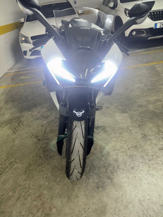 CF - MOTO 675 SR-R | Apenas 1094km|